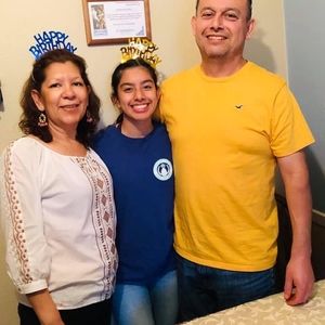 Meet your Posher, Chrisanta